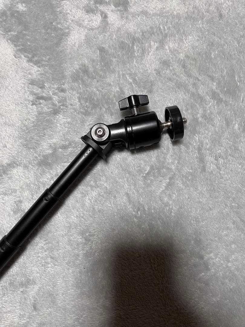 MOMAN 自撮り棒・三脚 リモコン付き