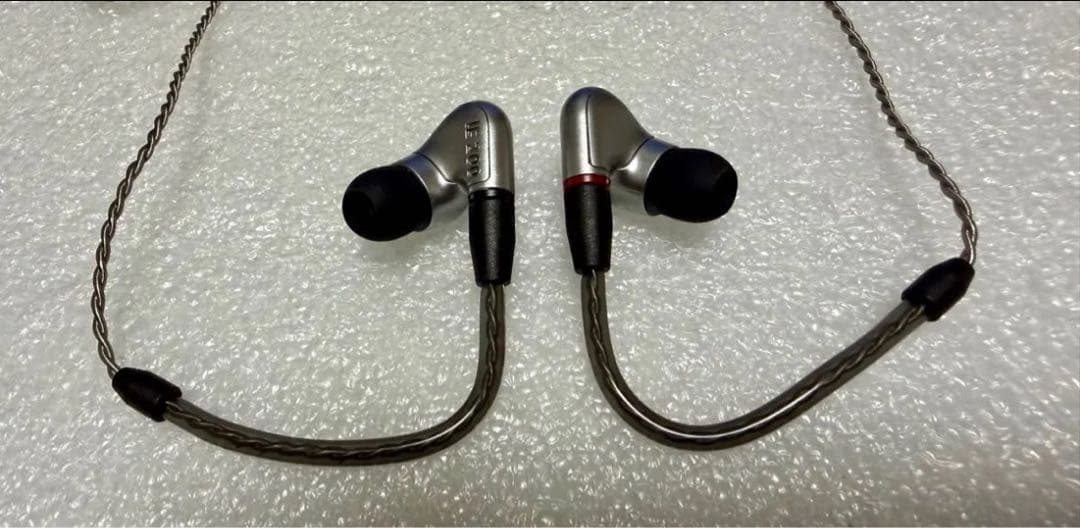 イヤホン Sennheiser IE 200 Silver Edition