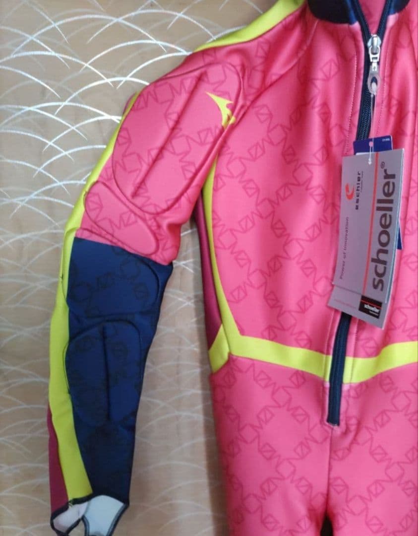 b 新品タグ付き MIZUNO ミズノjr.ワンピース