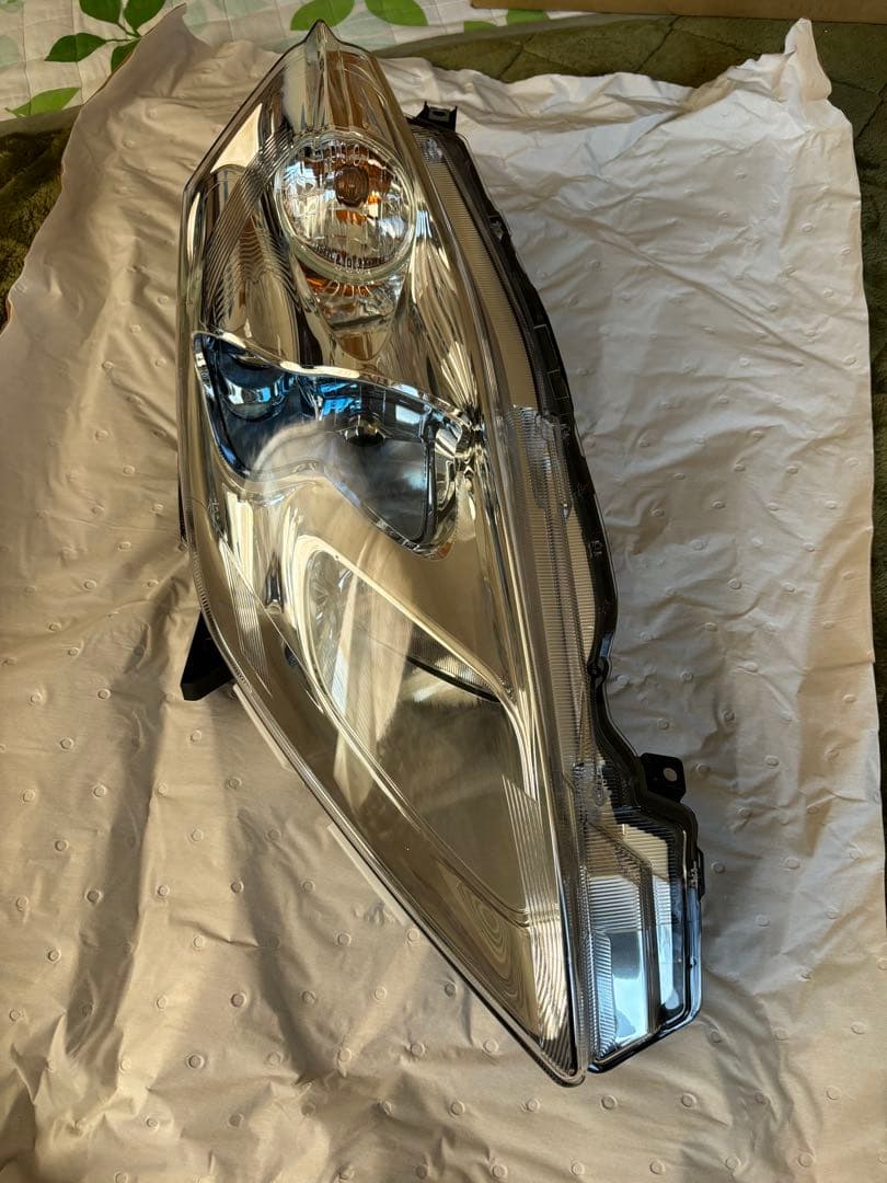 日産リーフZE0右ヘッドライトASSY新品未使用