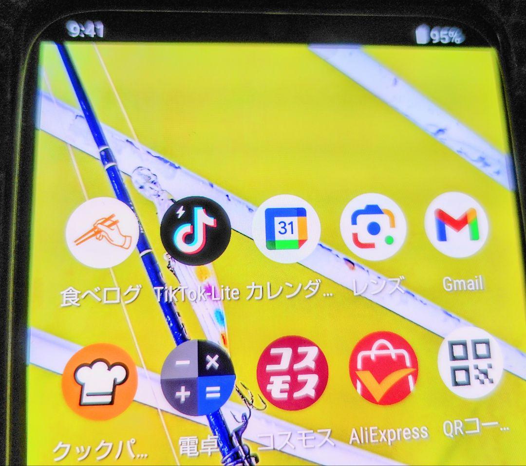 SIMフリー データ消去済みAQUOSZero5 Gベーシック64GB結構綺麗