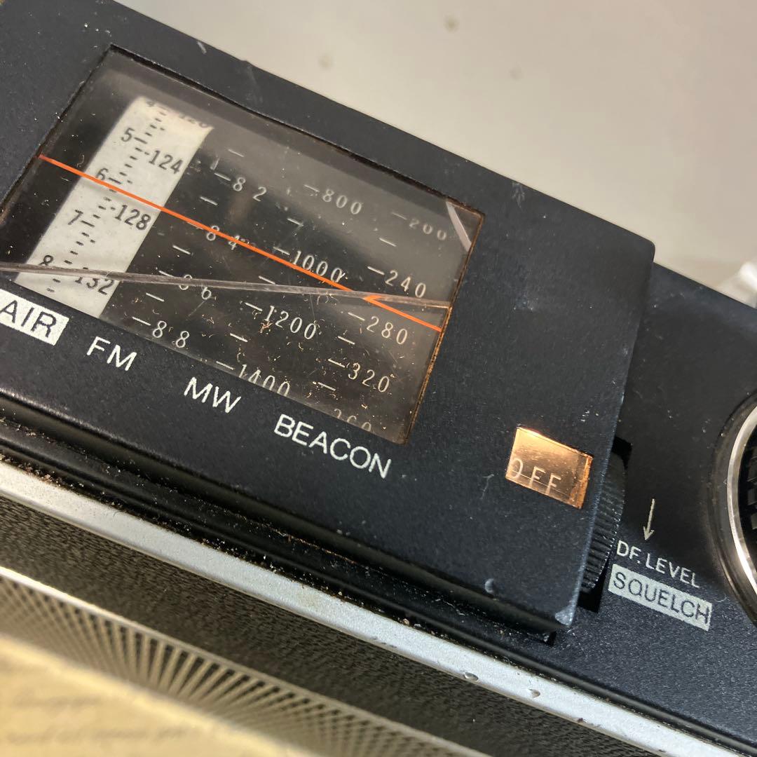 専用品トップのチューニングスケール部のクラックが残念。ソニーTFM-8484