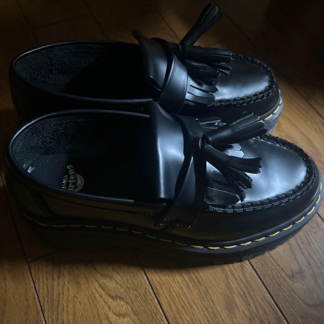 Dr.Martens(ドクターマーチン)フリンジ付き黒ローファー厚底 UK5