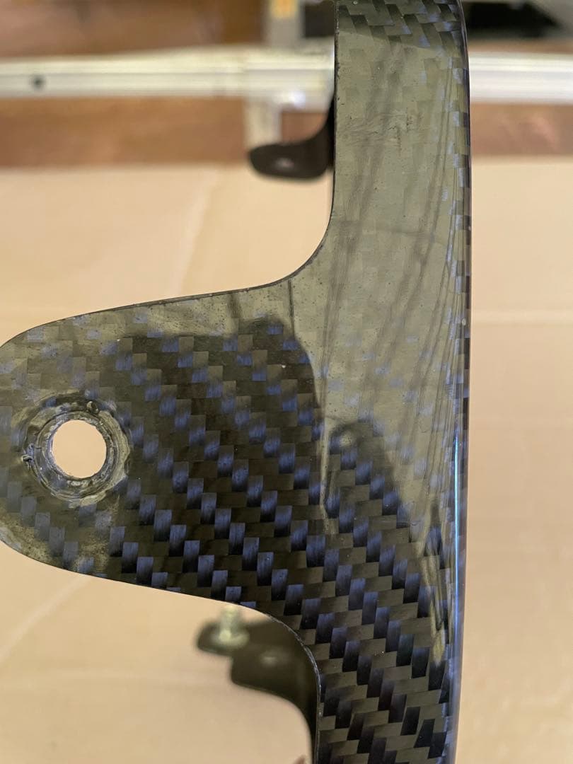 Assan‼️ GPZ900R用　ヘッドライトリム　カーボン