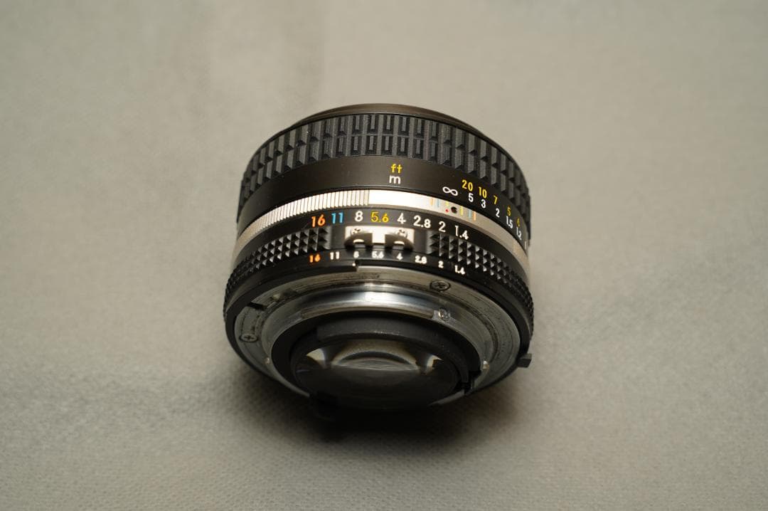 NIKKOR 50mm f/1.4 レンズ