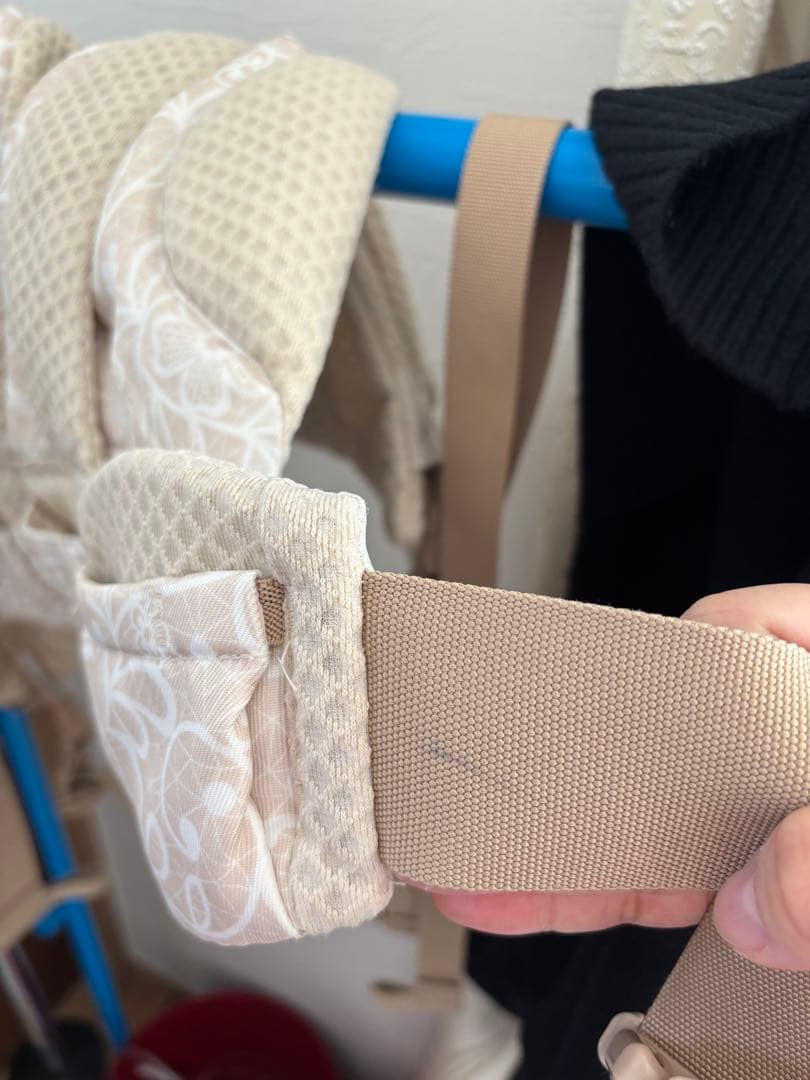 Ergobaby OMNI Breeze 抱っこ紐 クリームフラワーレース