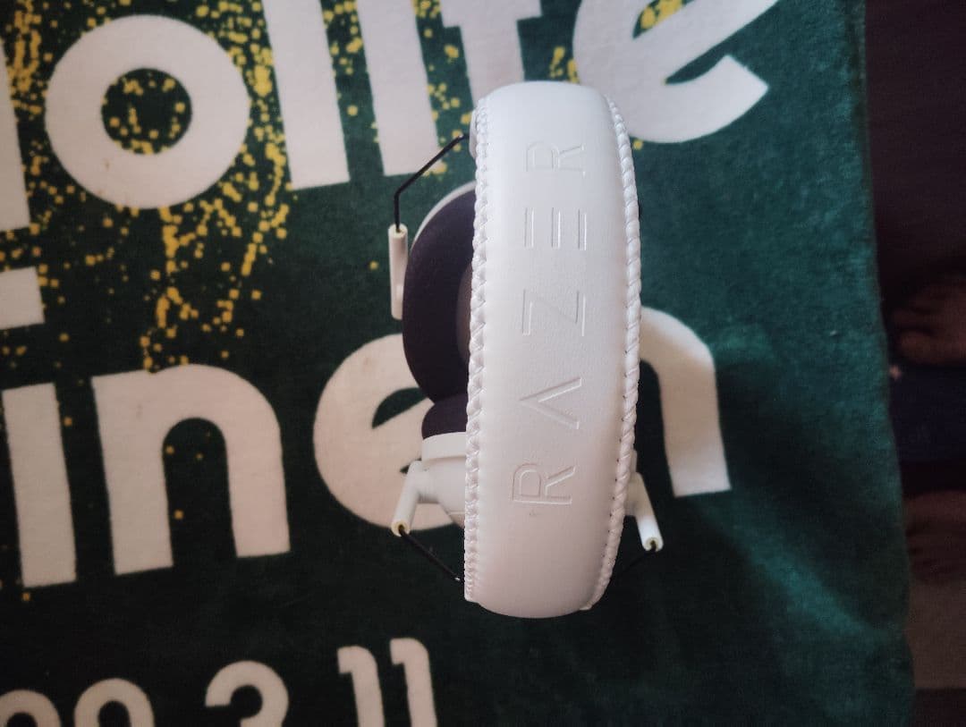 Razer BLACKSHARK V2 PRO ゲーミングヘッドセット