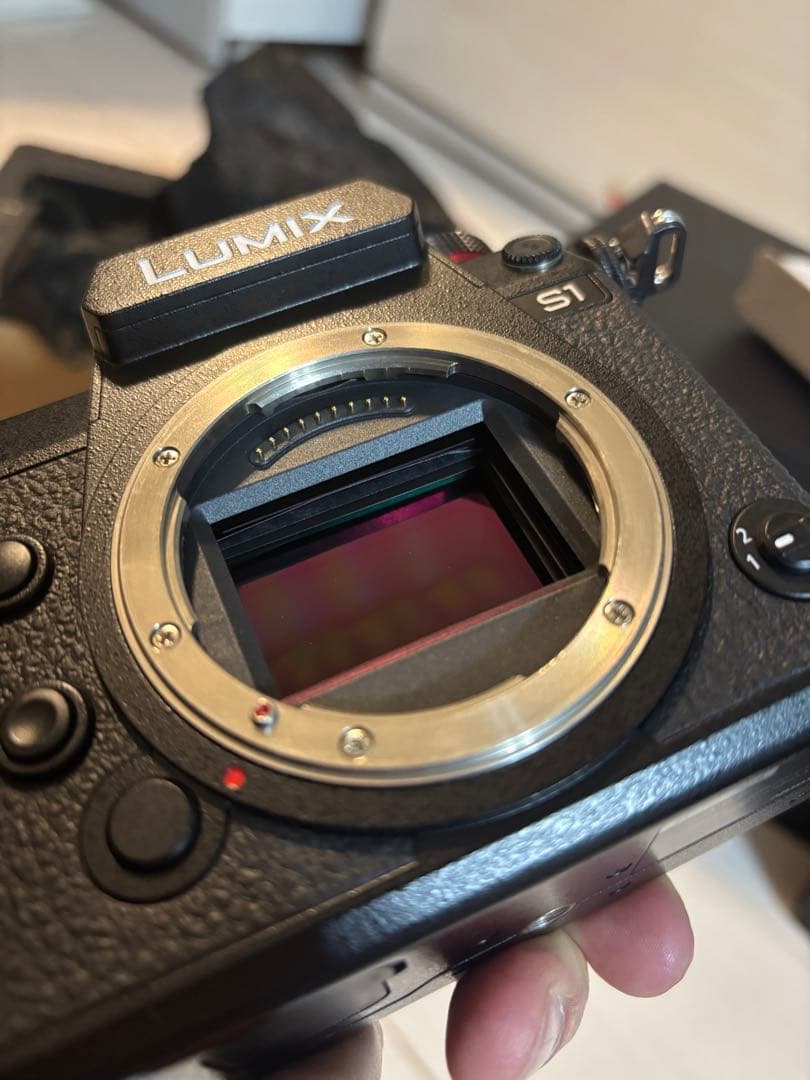 【少し訳あり・海外版】Panasonic LUMIX S1 ボディ