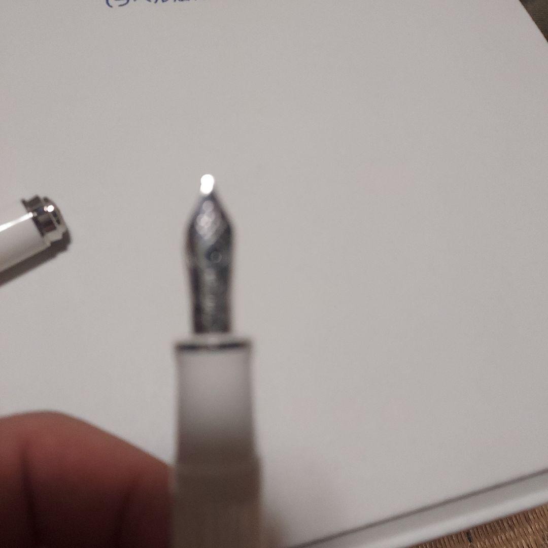 Pelikan 万年筆 M605 M ホワイトストライプ