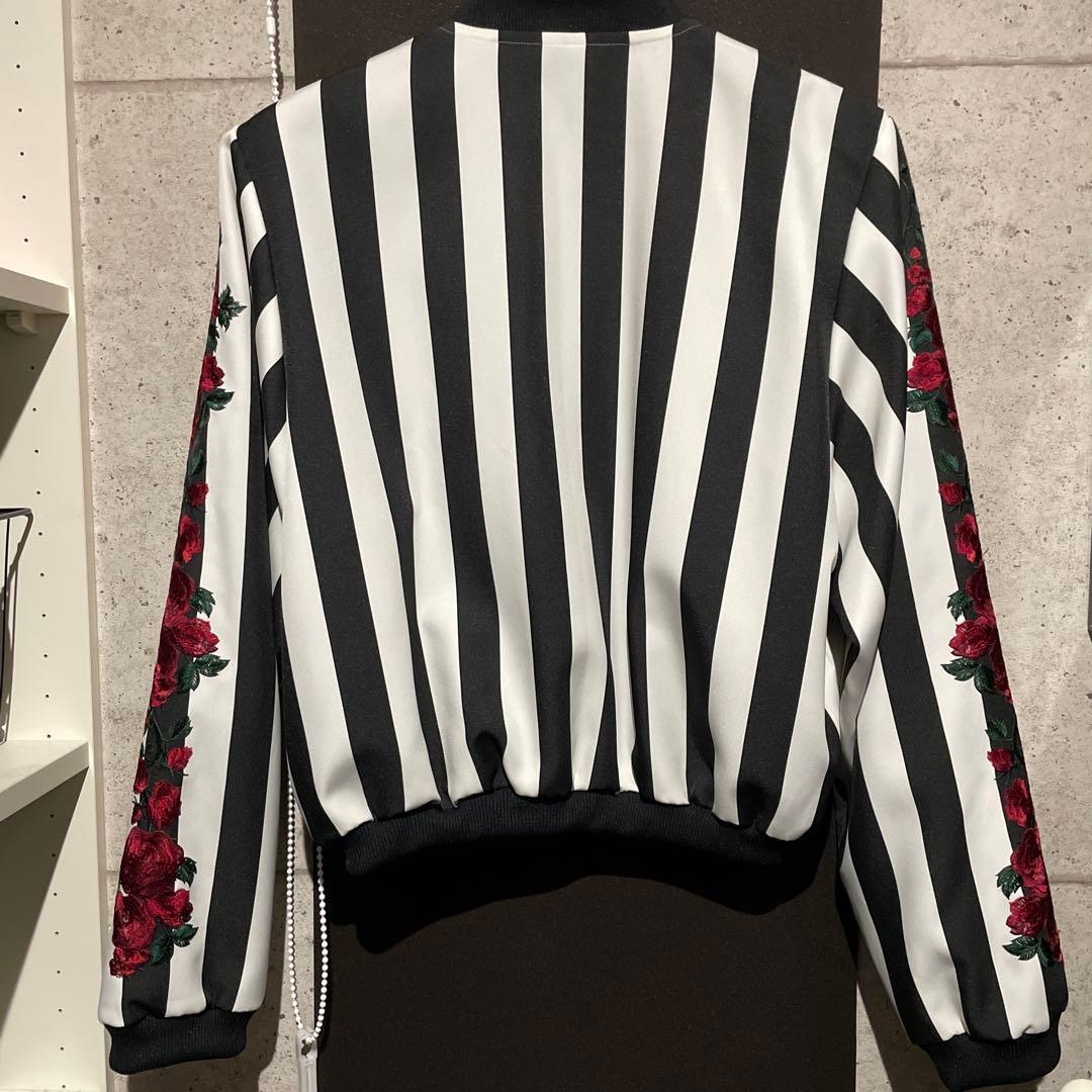 ストライプ柄 花柄刺繍 ボンバージャケット KREVA