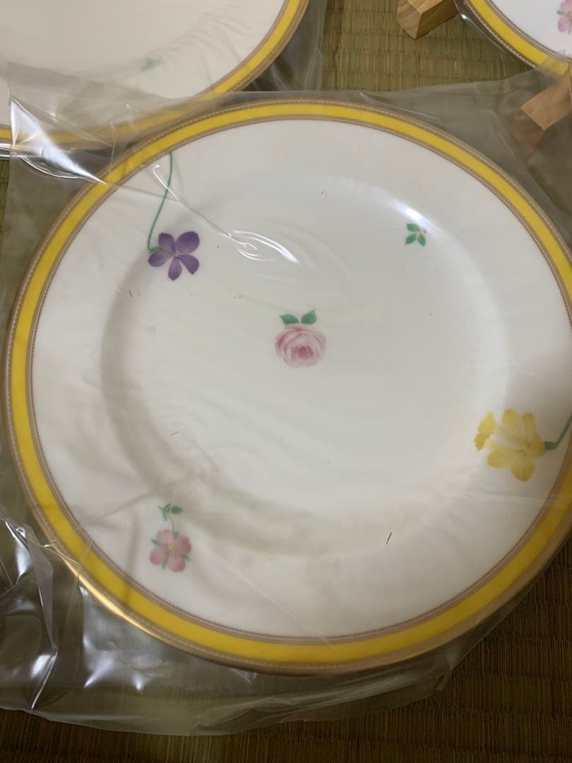 ノリタケ　ヴィヴィットソロボーン　２７㎝ プレート　６枚