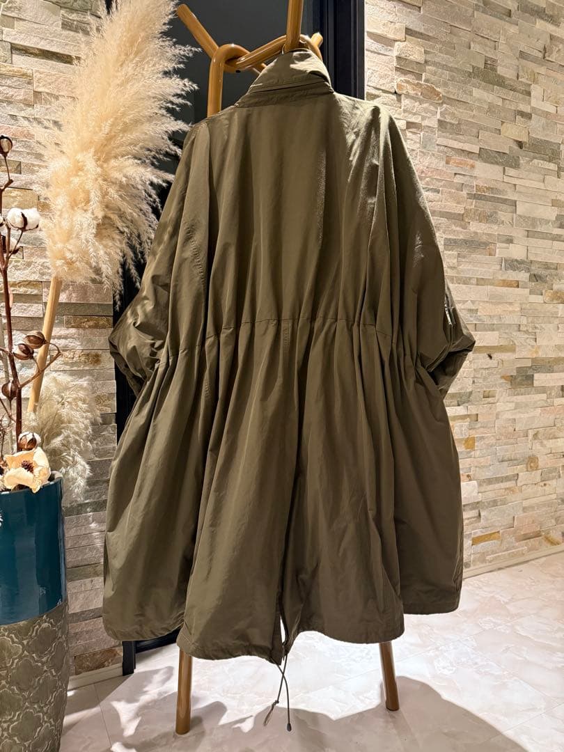 【激レア！美品！】77circa WILDTHINGSモンスターパーカー　ダウン