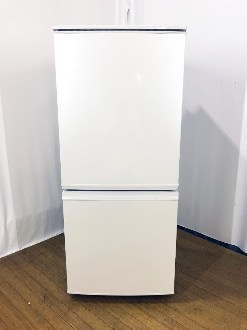 送料無料♦SHARP137L冷蔵庫【♦SJ-D14A-W】