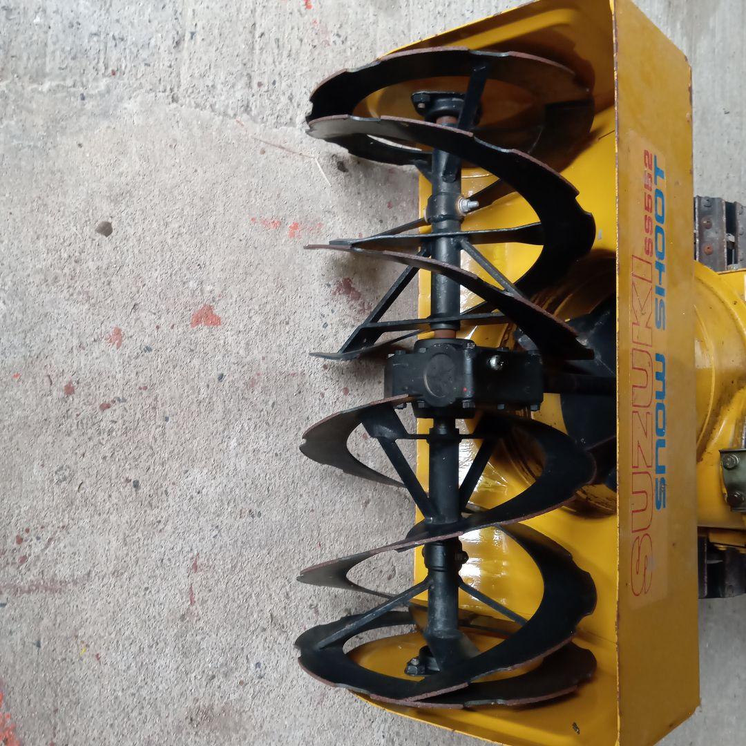 スズキ 除雪機 SS552スノーシュート