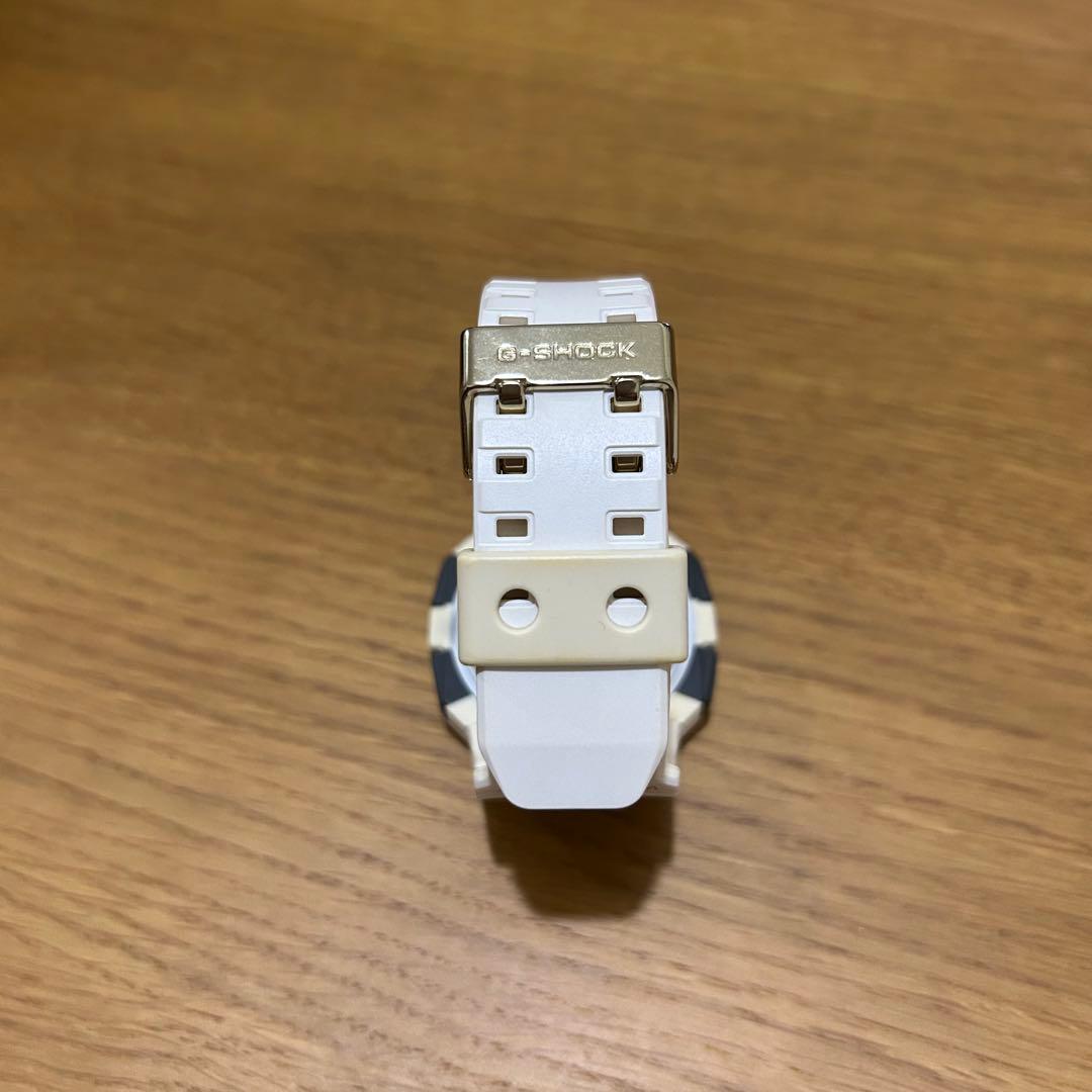 カシオ G-SHOCK ライジングホワイト 25周年記念モデル