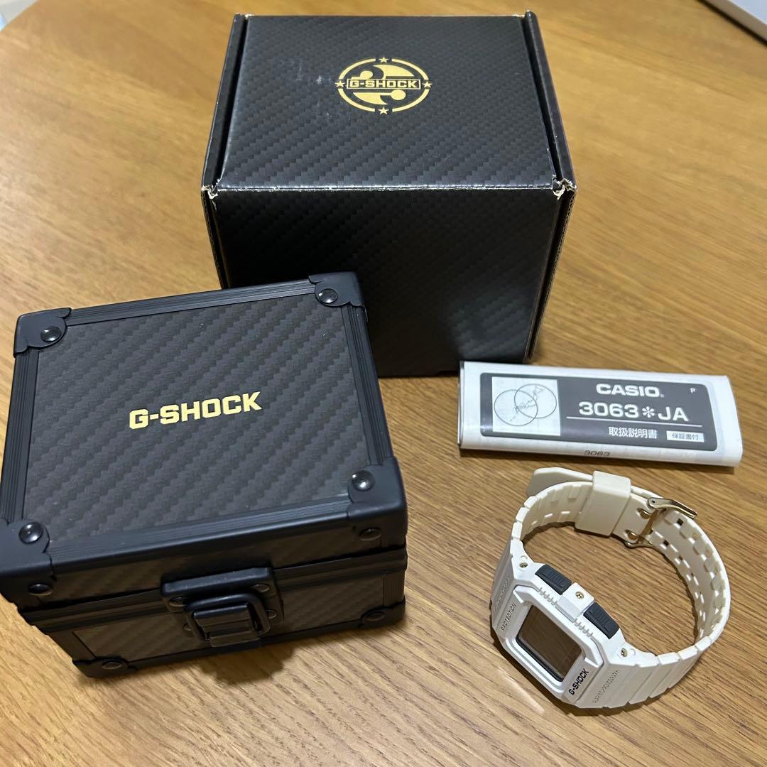 カシオ G-SHOCK ライジングホワイト 25周年記念モデル