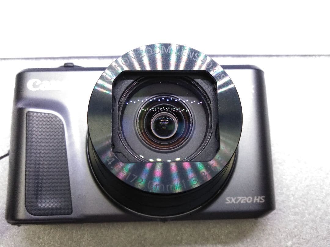 キャノン SX720HS 初期化済み　SDカード32GB付き 少し難点あり