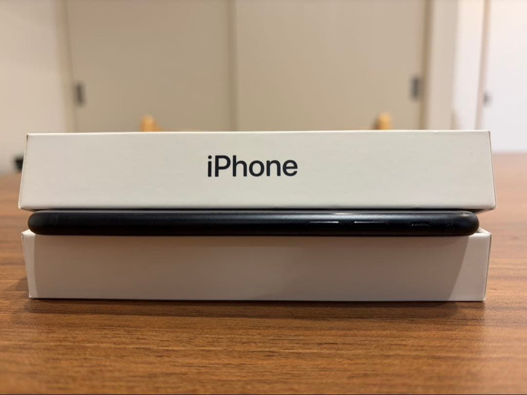 【美品】iPhone SE 第3世代 256GB