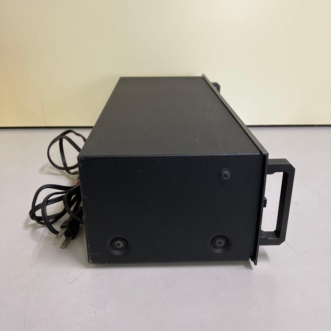 D-1 オーディオ機器 グラフィックイコライザー グADC SS-10