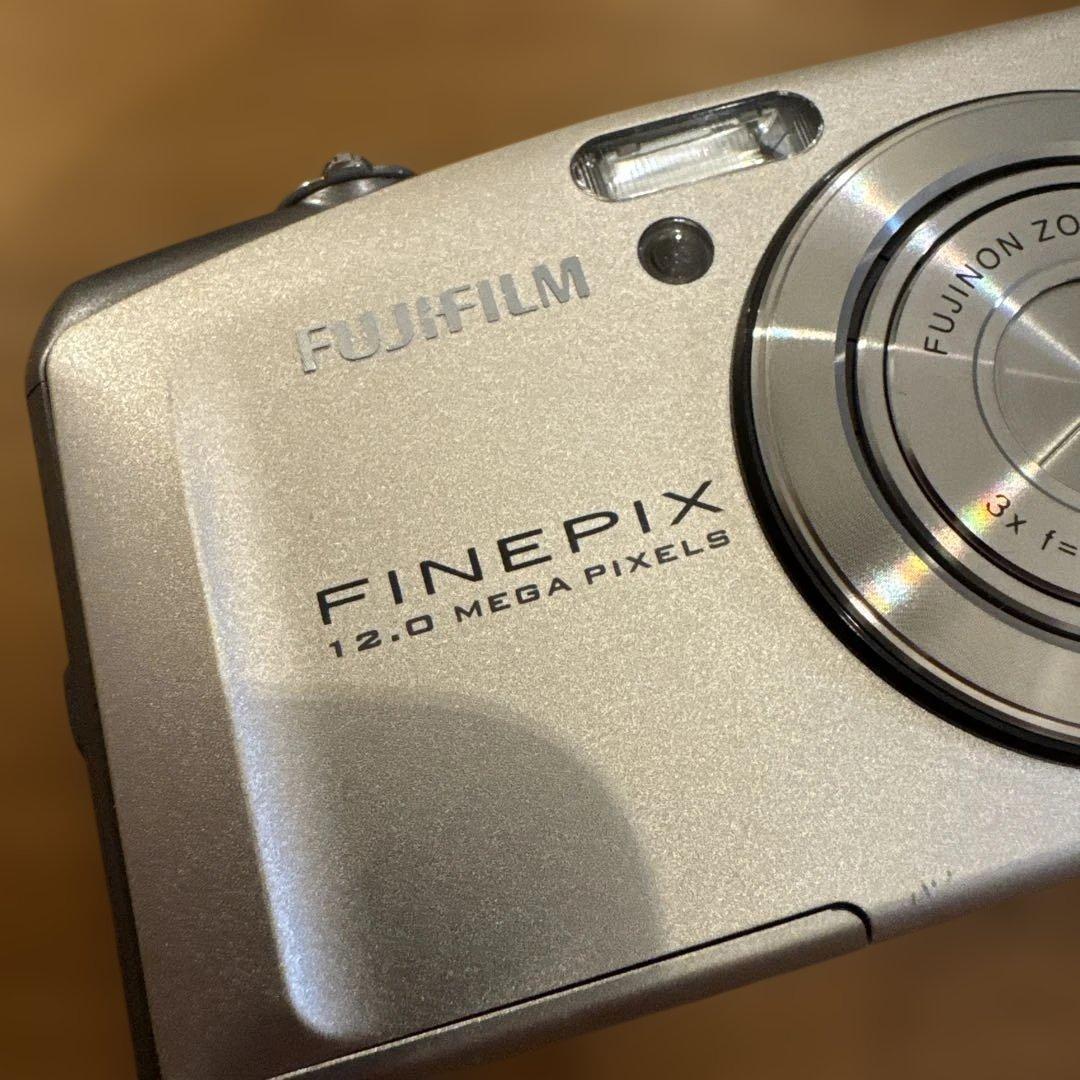 【美品】デジカメ FUJIFILM FINEPIX F60 fd 動作確認済み