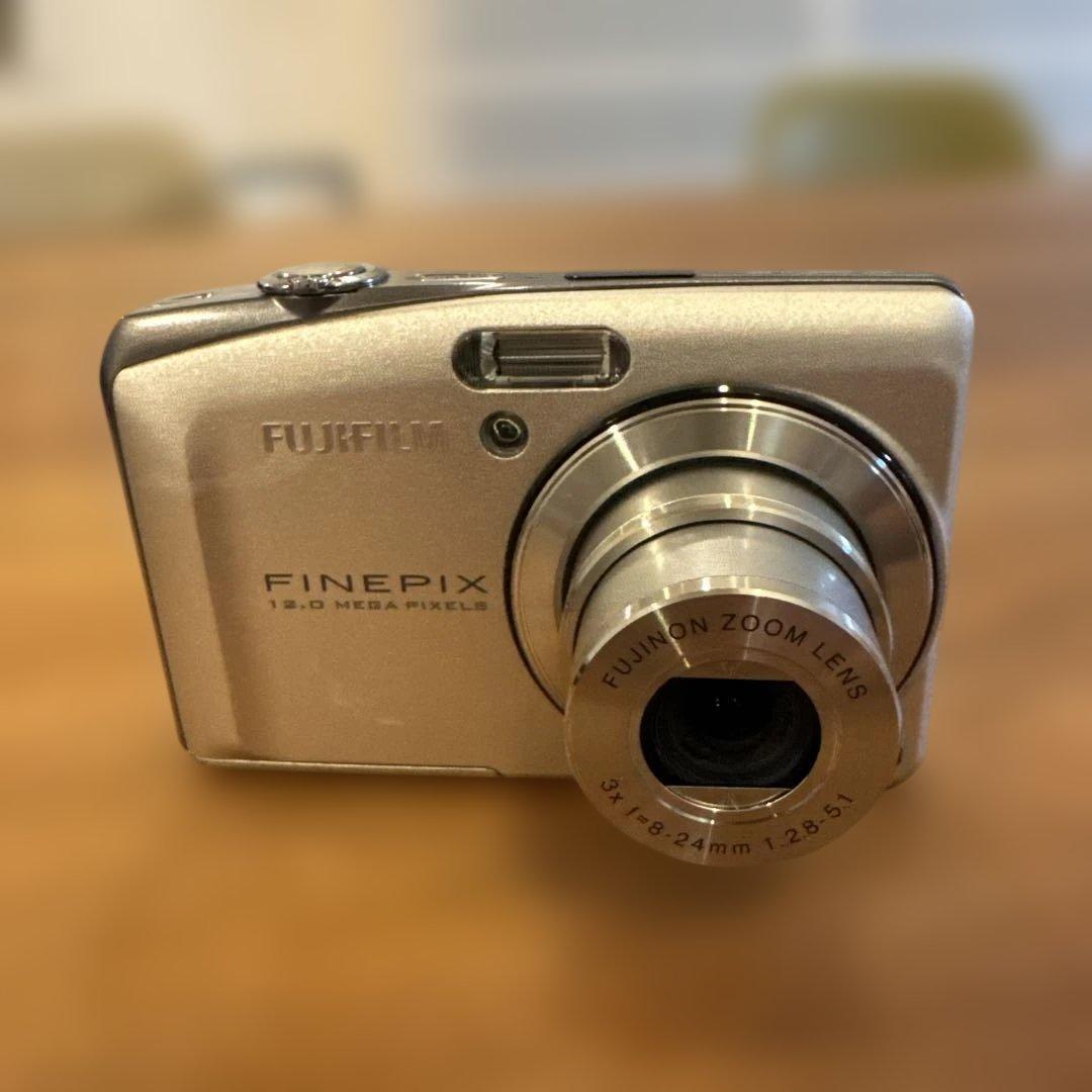 【美品】デジカメ FUJIFILM FINEPIX F60 fd 動作確認済み