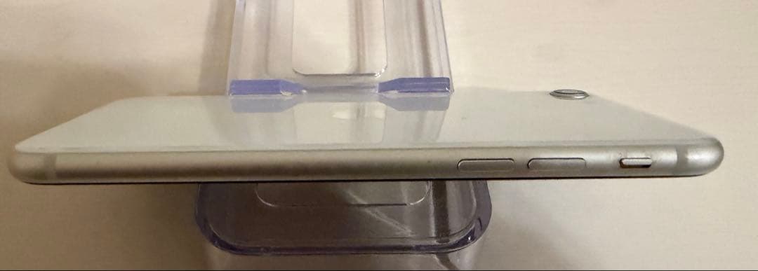 【超美品】iPhone SE3 第3世代 SIMフリー 128GB スターライト