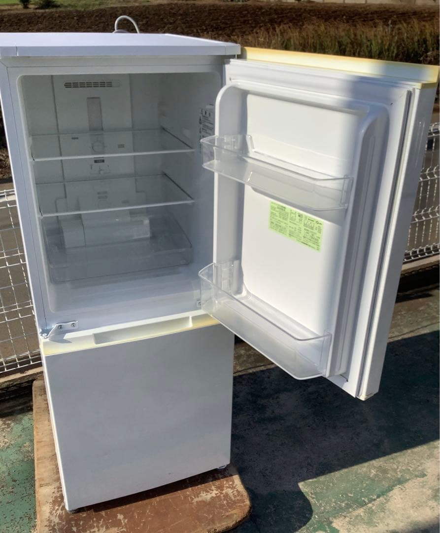 ラジギミレ シャープ 2ドア冷凍冷蔵庫 SJ-D15G-W 2021年製