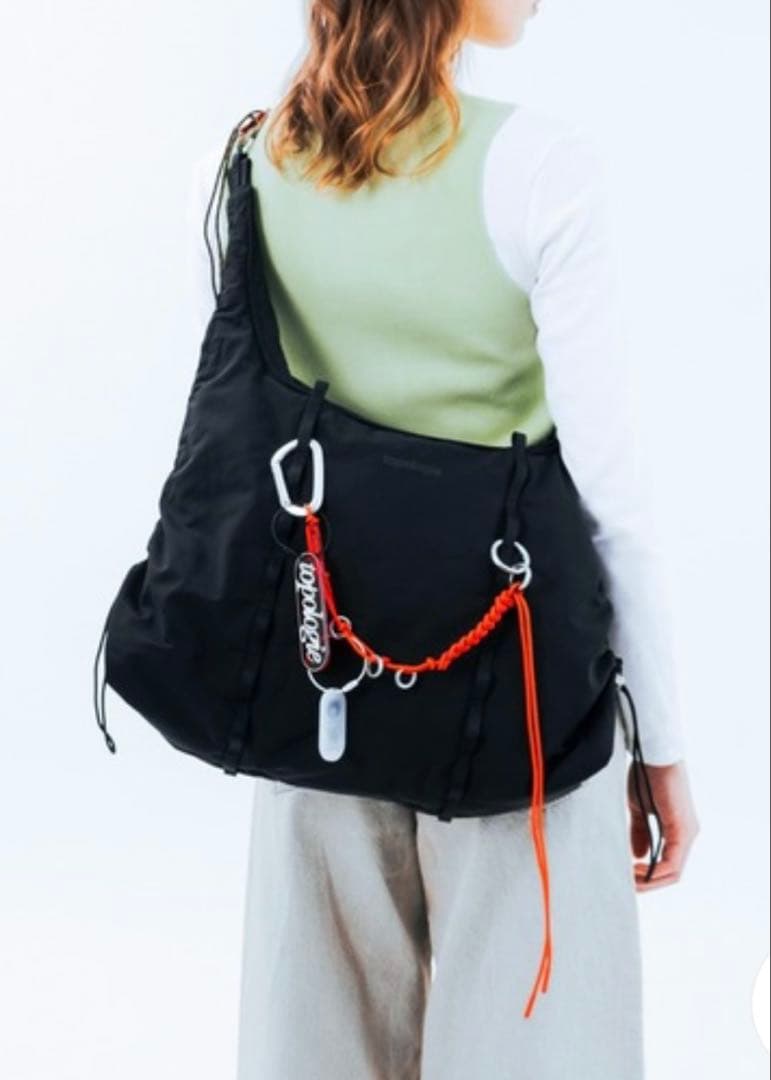 topology cloud hobo bag medium ブラック