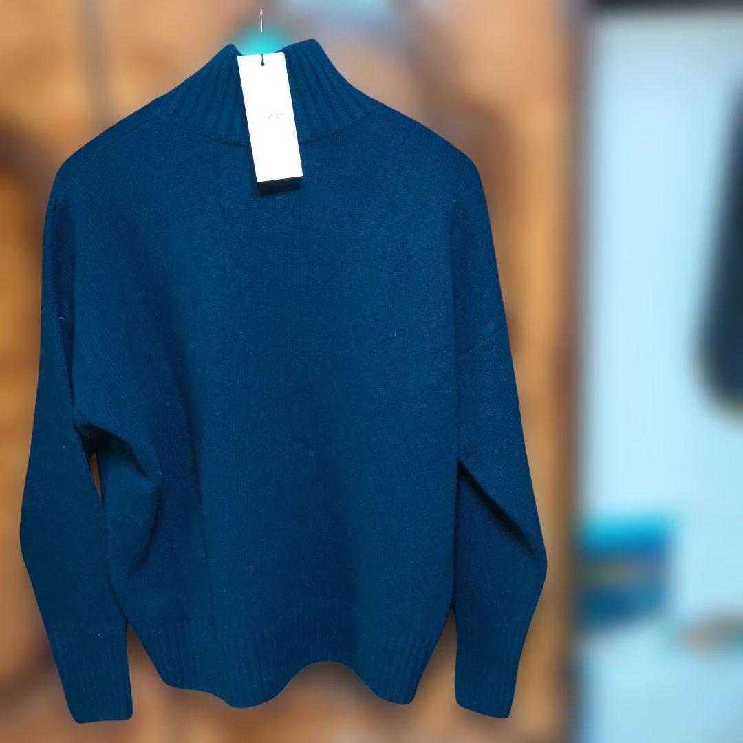 新品未使用タグ付きMAISON KITSUNÉ ネイビー タートルネックセーター