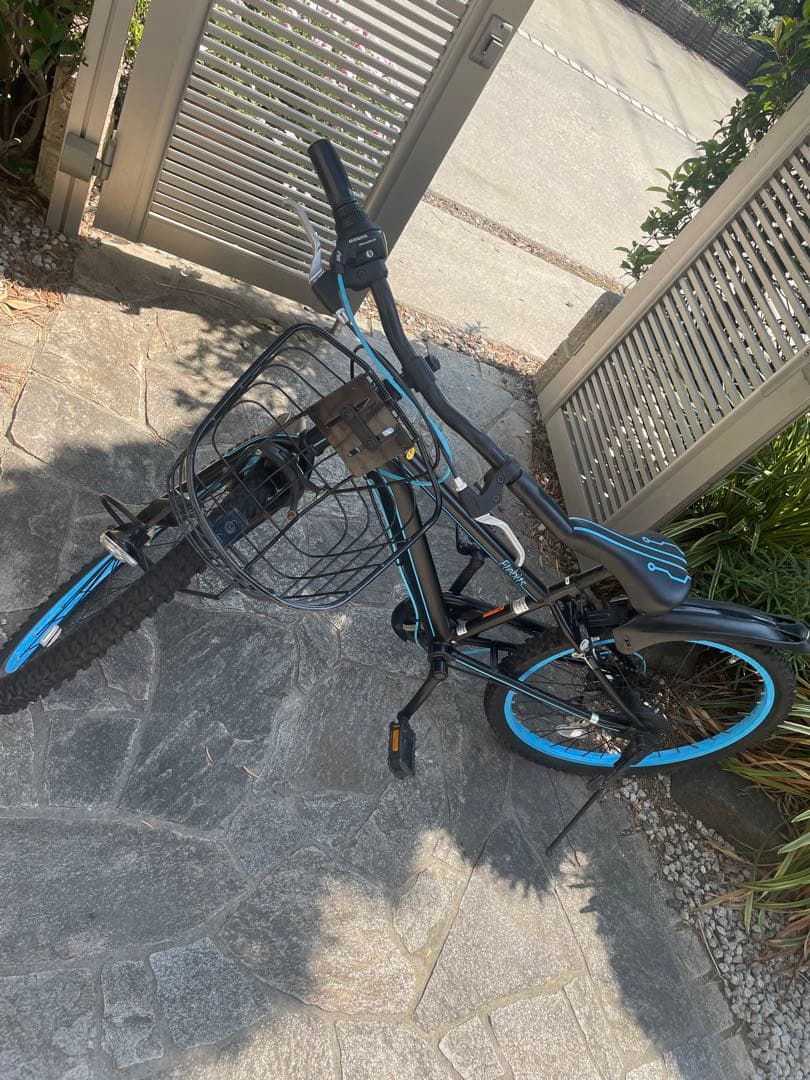 SHIMANO変速機付きマウンテンバイク　24インチ　子供用自転車　直接受渡のみ