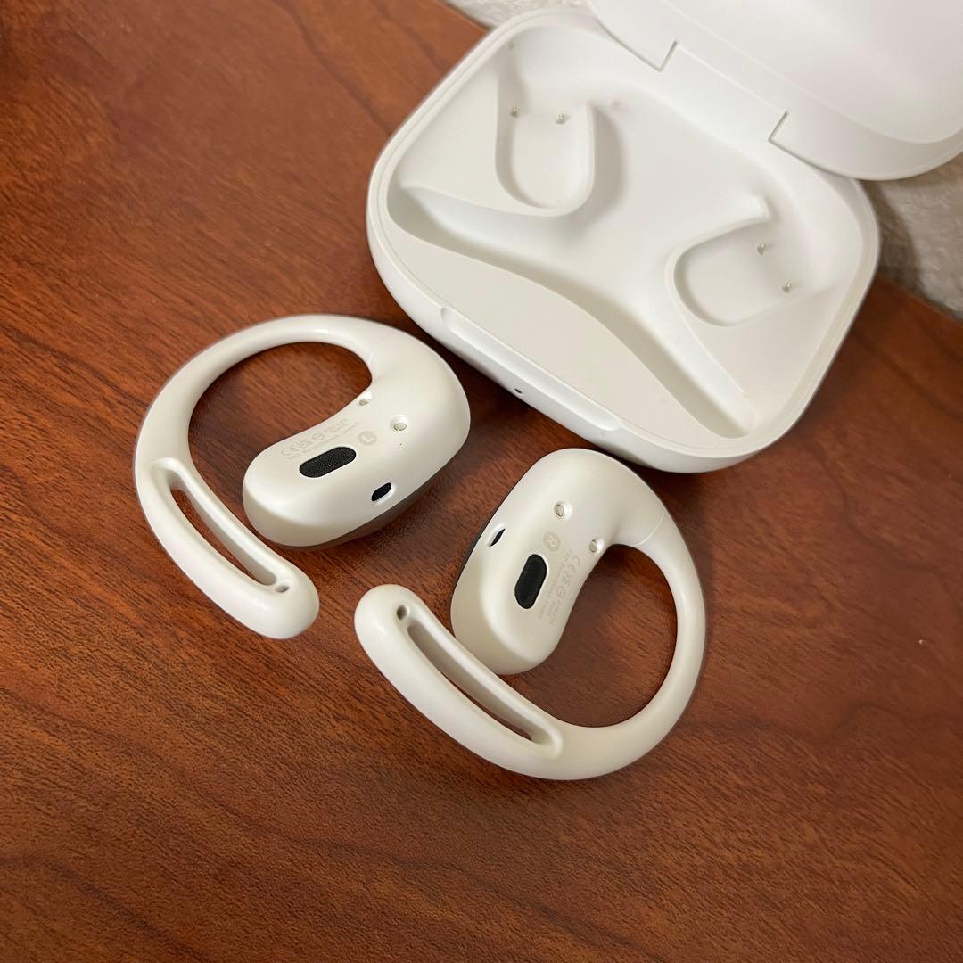 【美品】openfit air ワイヤレスイヤホン 耳掛け式 ホワイト