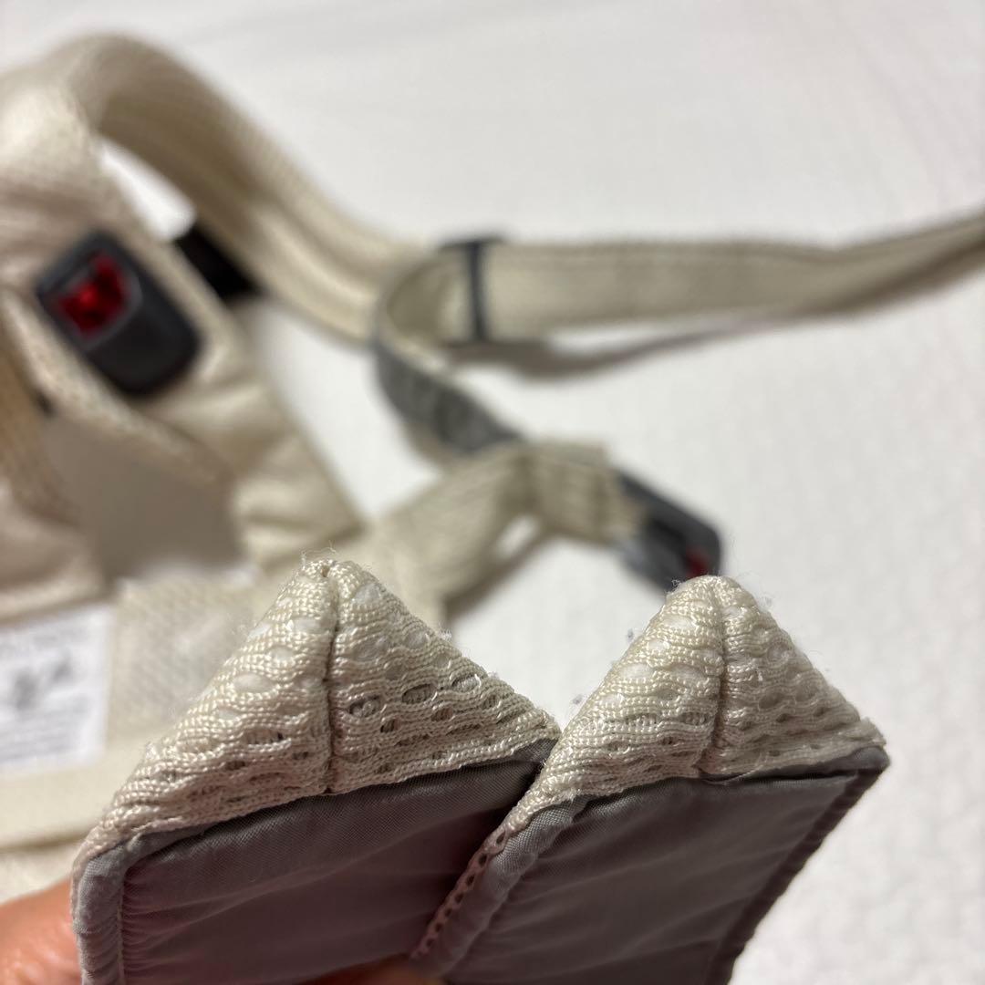 ベビービョルン　ベビーキャリア　ハーモニー　クリーム