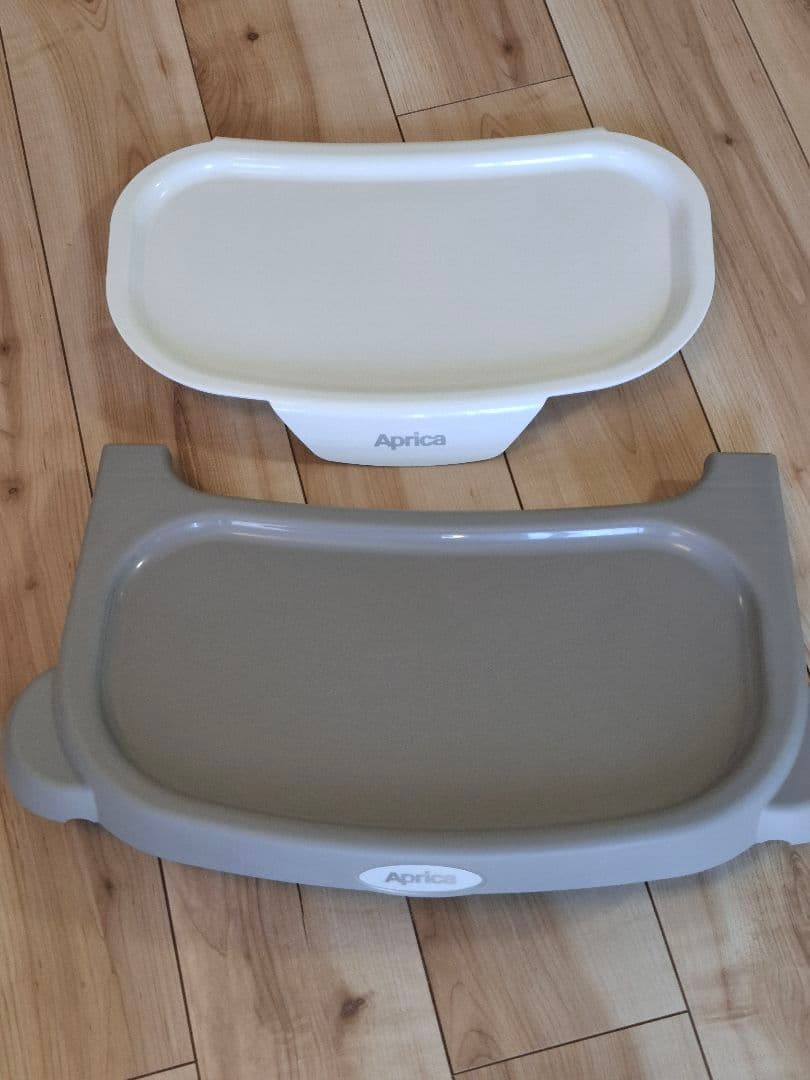 【送料込】Aprica ユラリズムスマートプレミアム　説明書付ハイローチェア