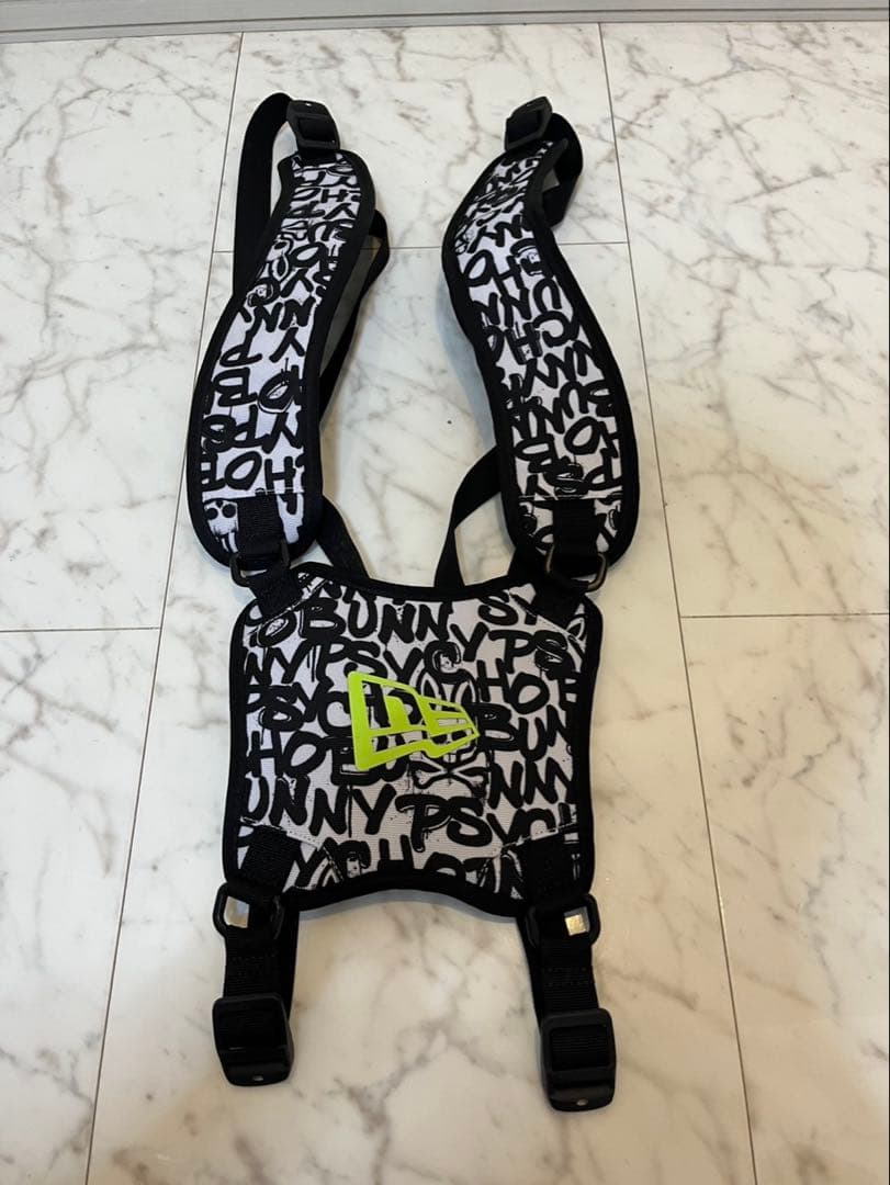 ニューエラサイコバニーコラボキャリーバッグ