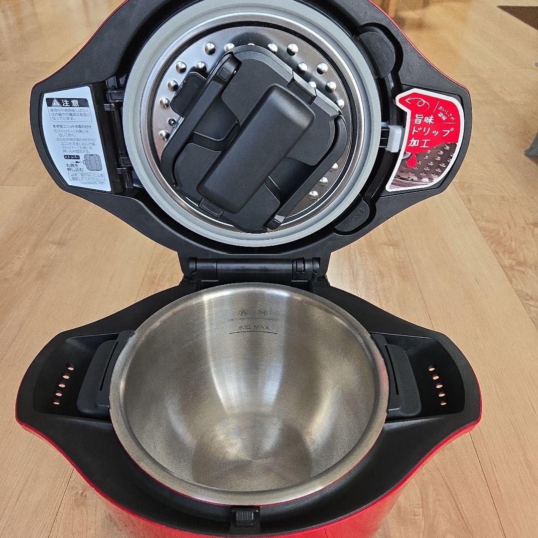 ヘルシオホットクック　KN-HT24B レッド 多機能調理器具