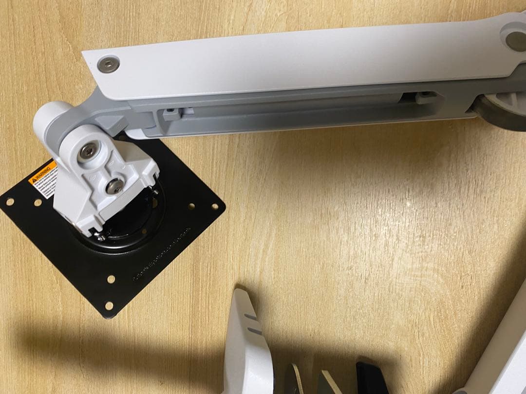 【美品】Ergotron LX モニターアーム ホワイトVESA対応