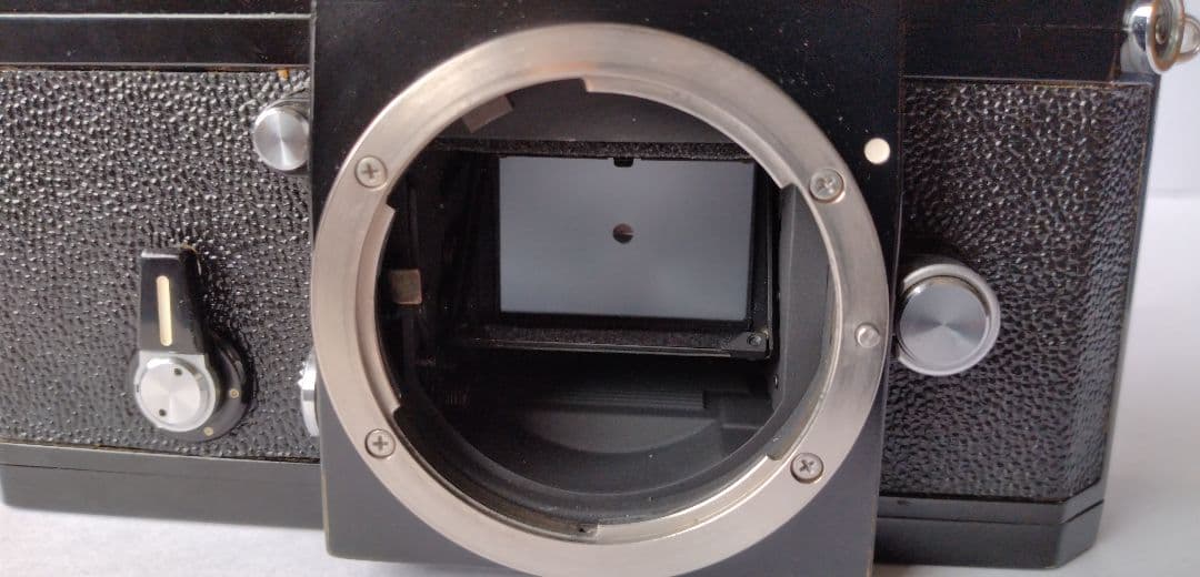 NIKON ニューF 741万台ブラック　黒　F36モードラ対応ボディ