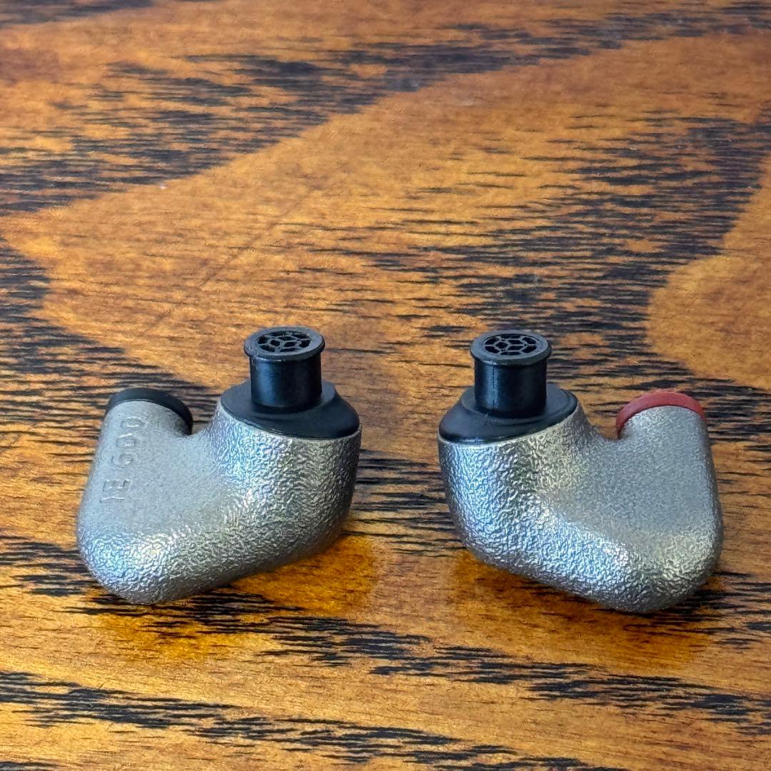 イヤホン Sennheiser IE 600
