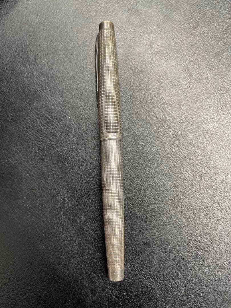 高品質 万年筆 メタリックデザイン