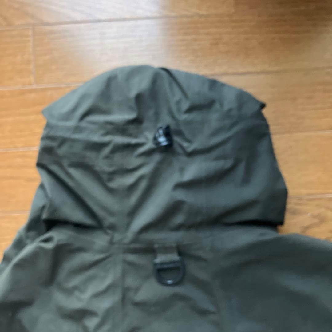 Simms GORE-TEXフィッシングガイドジャケット ダークグリーン