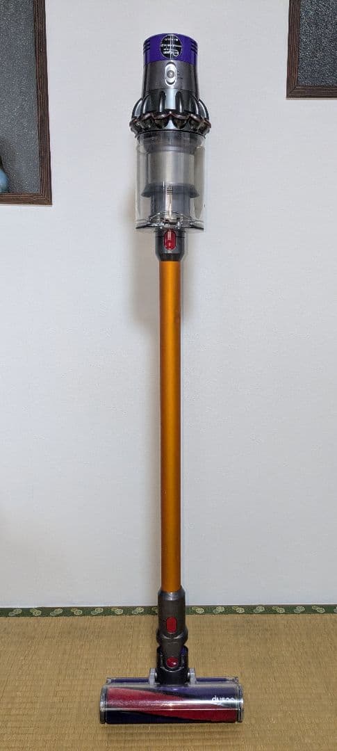 【値下げ】ダイソンコードレス掃除機 V10　 動作品　⑤