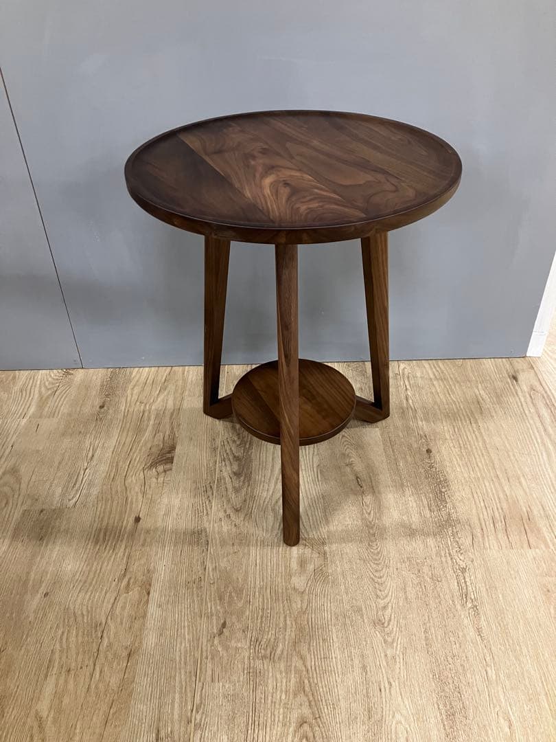 ウォールナット無垢材　サイドテーブル