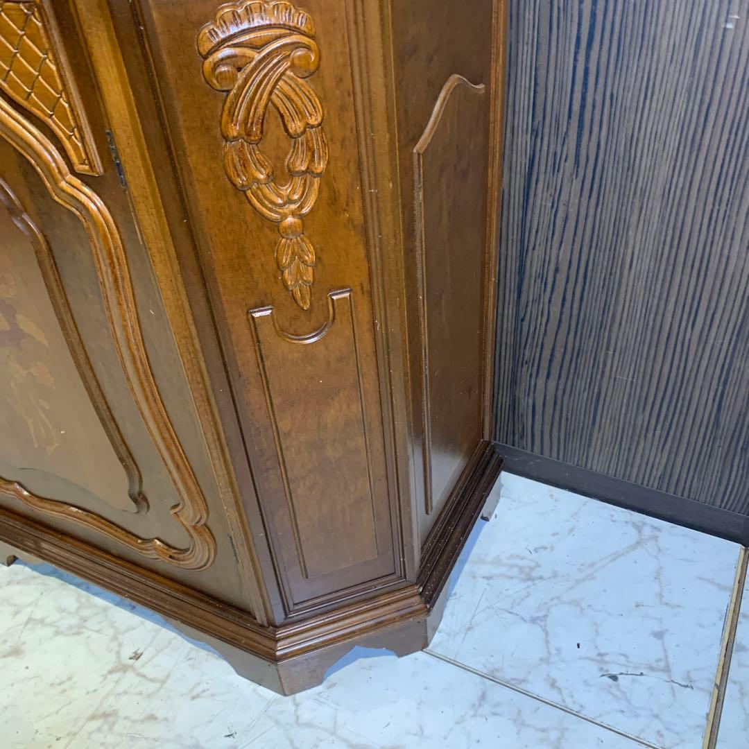 M*N様 イタリア　アンティーク　キャビネット