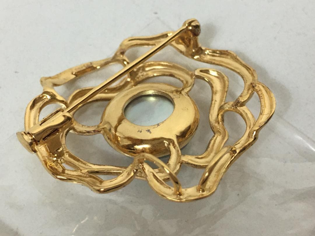 ☆奄美大島産 マベパール ローズブローチ 13mm ブラウン 真珠鑑別書付き