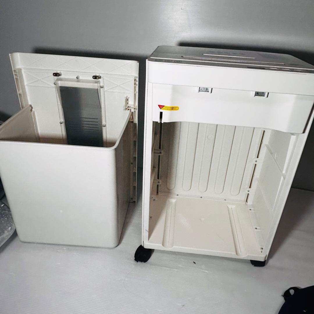 【良品】クロスシュレッダー NPJ18 アイリスオーヤマ 業務用 大型