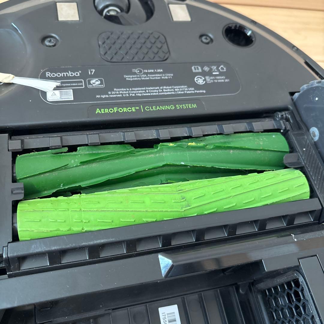 iRobot ルンバi7+（Roomba i7+）本体　クリーンベース　初期化済