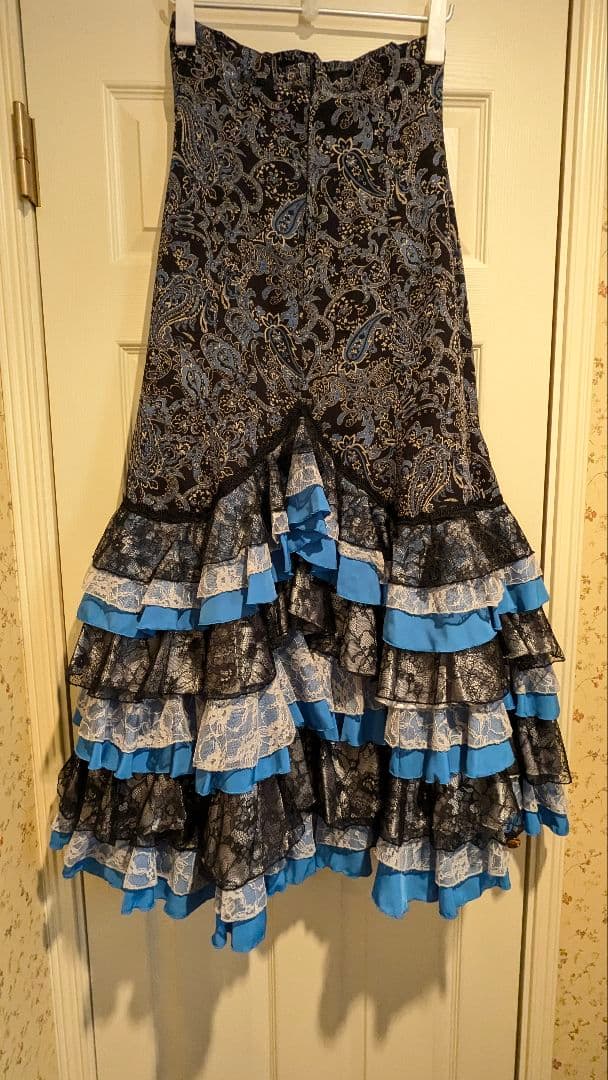 フラメンコ　ファルダ 黒と青