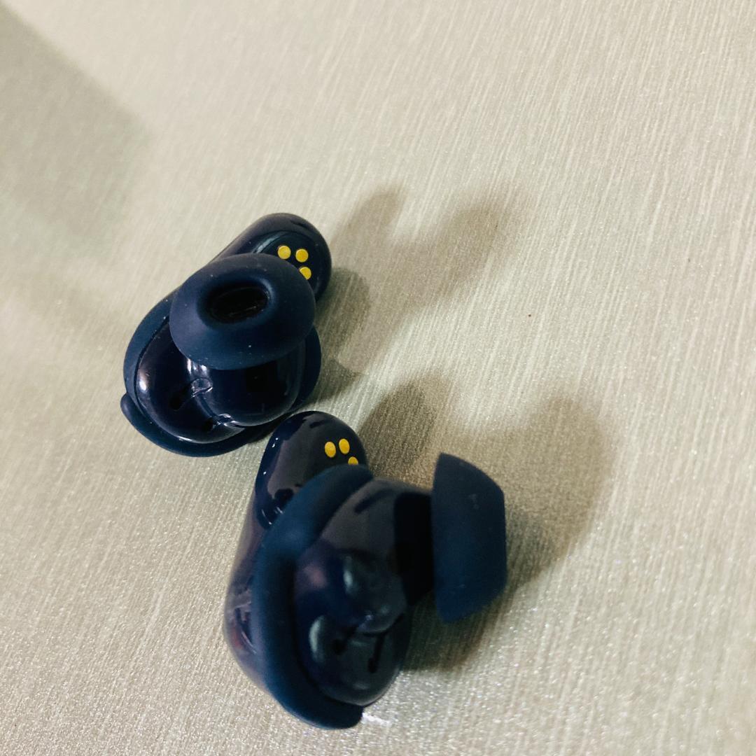 【美品・限定】BOSE QuietComfort Ultra ルナブルー