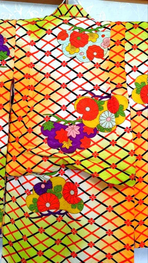 RK404アンティーク子供着物着丈77センチ裄丈38センチしつけ糸付き綺麗美品