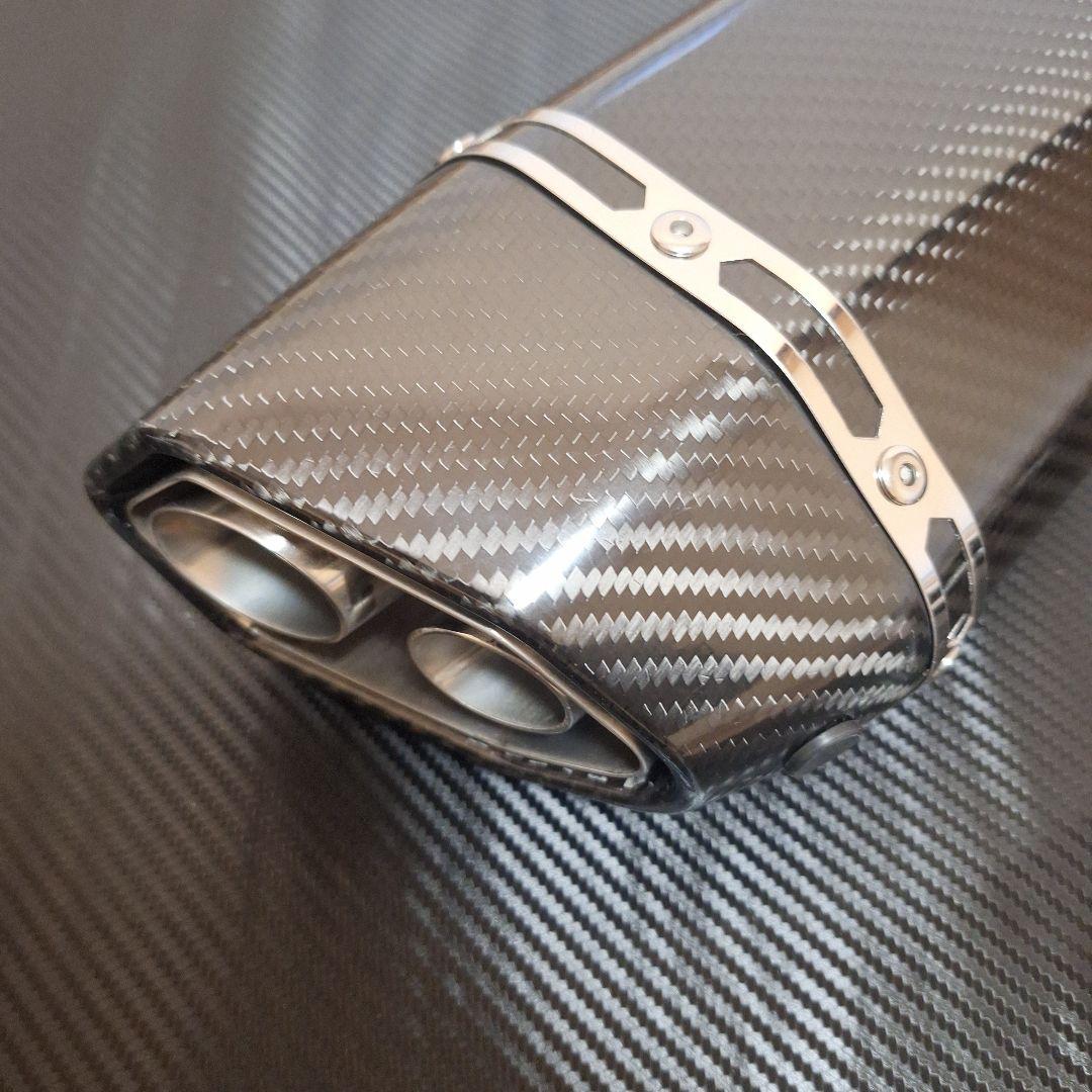 新品未使用　LCIPARTS カーボンツインエンドサイレンサー